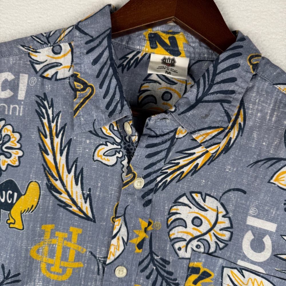 UC Irvine Anteaters Wes and Willy Mens M Blue Tropical Alumni Button Shirt